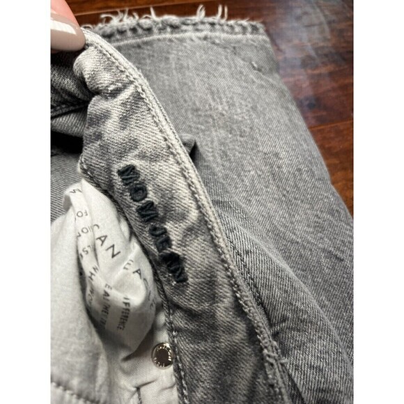 American Eagle Comfort Stretch Waistband Distressed Gray Mom Jean Sz 6Long - Picture 3 of 7